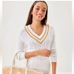 Brockton Sweater
Color: Resort White X Wicker Tan Metallic Tipping
XS
